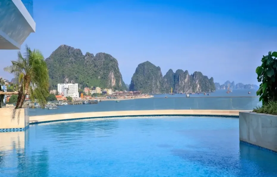 Wyndham Legend Halong Hotel