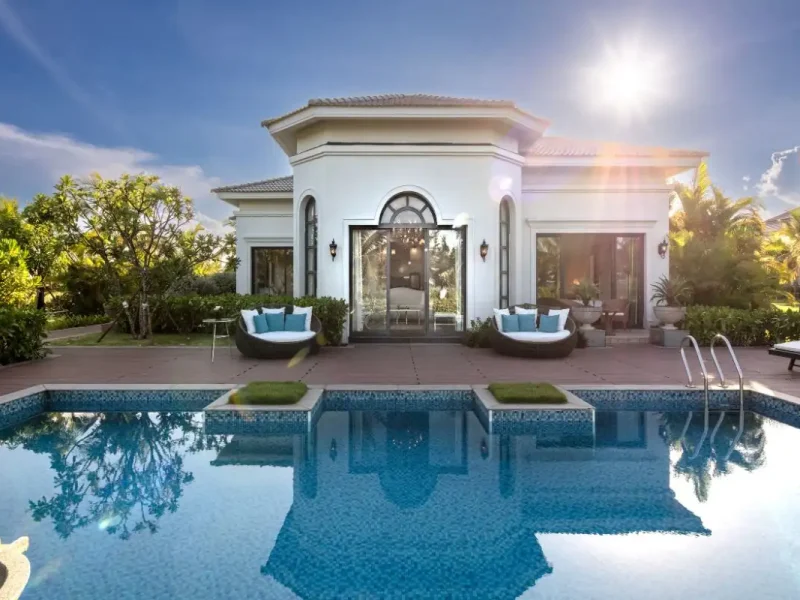 4-Bedrrom Villa with Private Pool