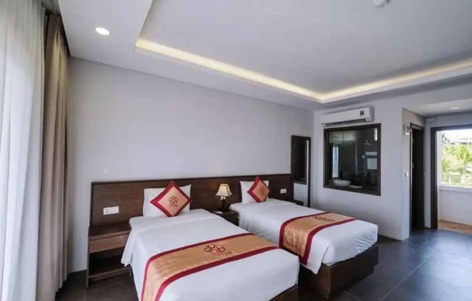 Connecting Garden Bungalow