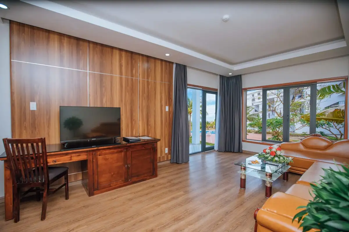 Pool Suite