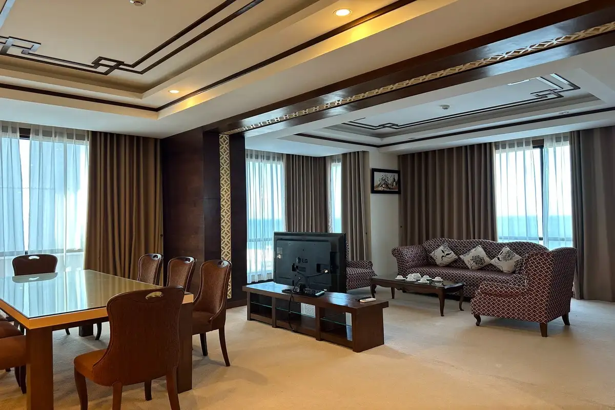 Presidential Suite