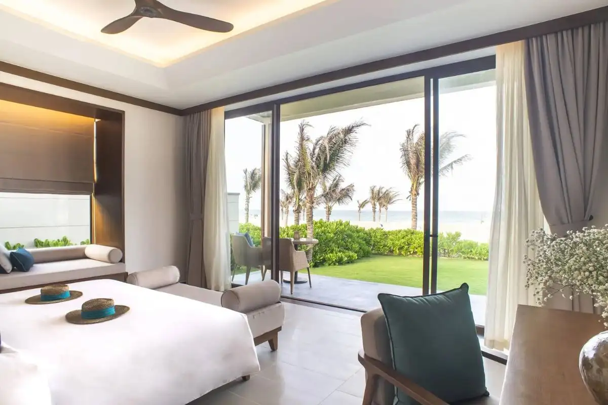 Three-bedroom Beachfront Pool Villa