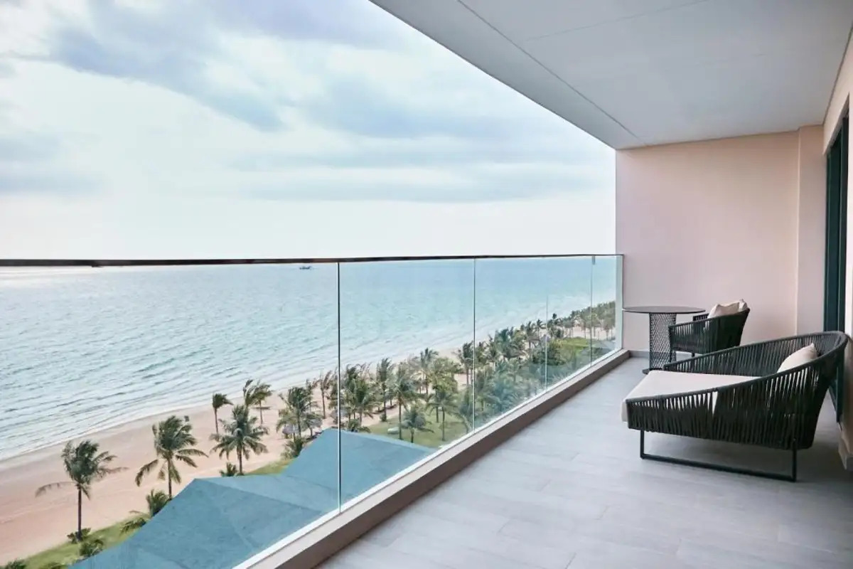Premium with Oceanfront View