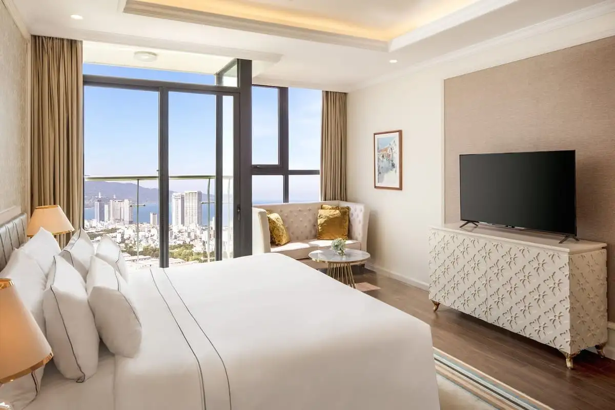 Deluxe Room Horizon View