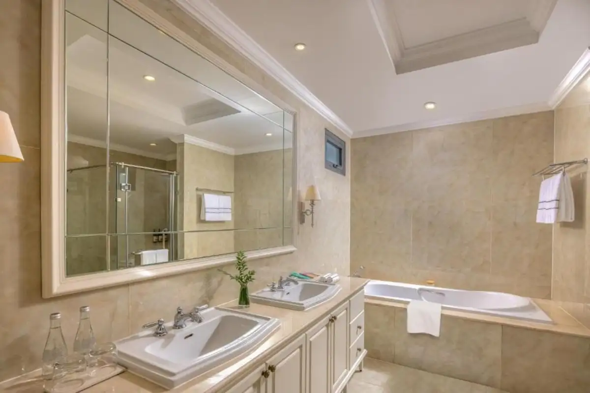 3-Bedroom Villa with Private Pool (Garden View)