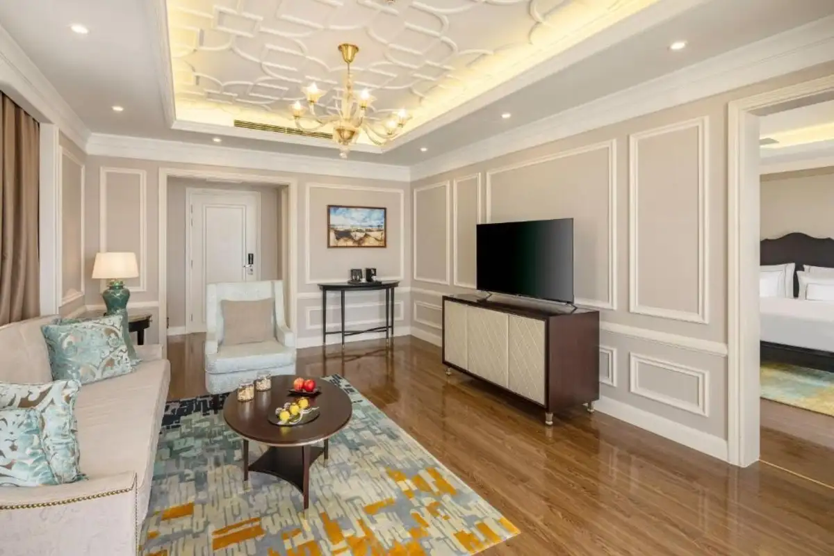 THE LEVEL Suite