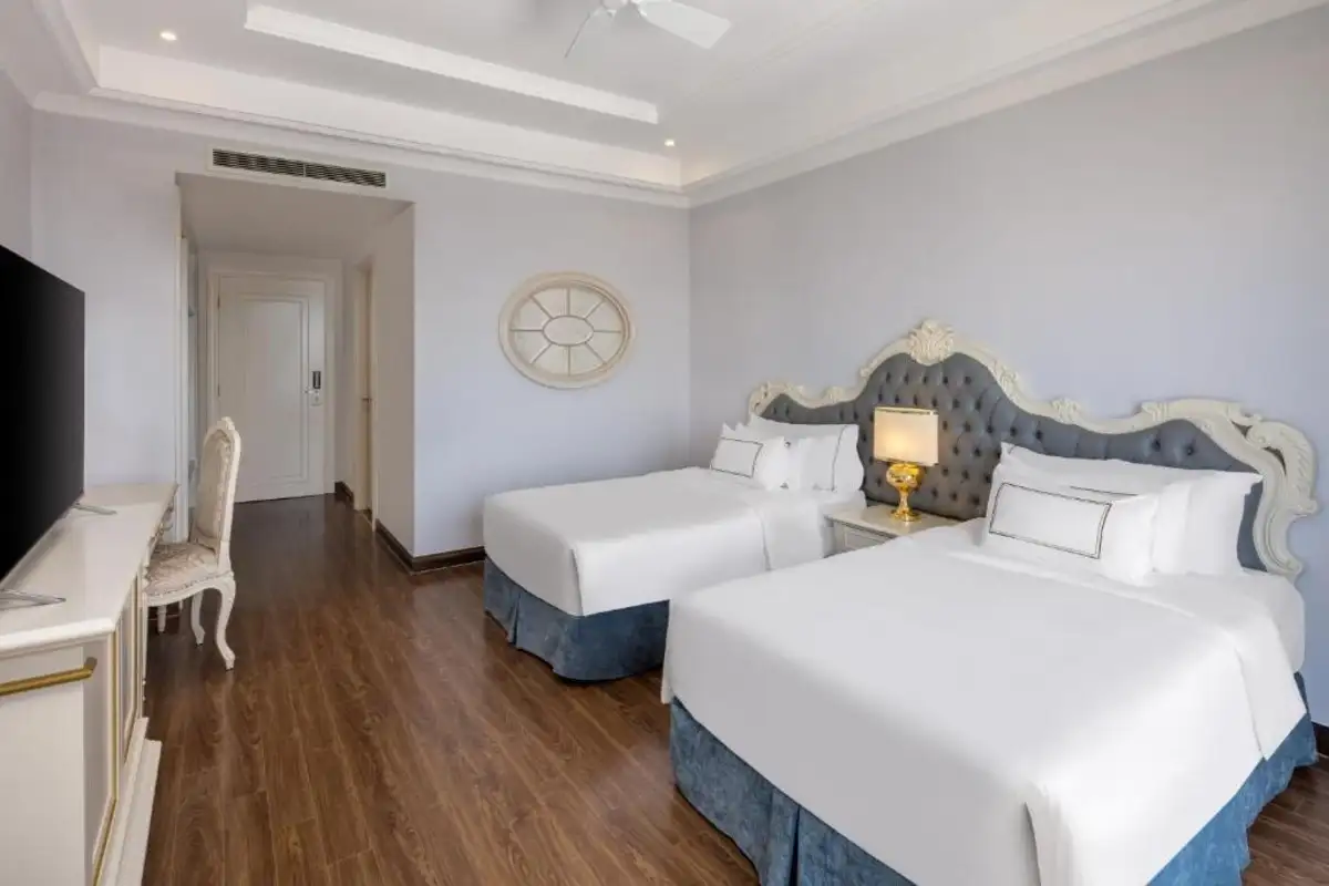 2-Bedroom Suite