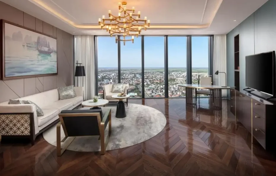 THE LEVEL Suite