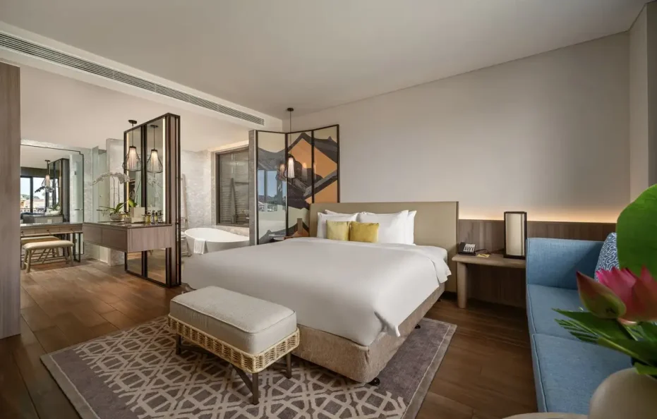 Moire Pool Villa (King)