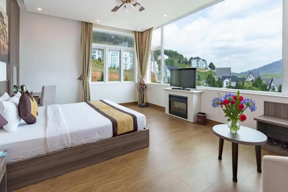 Premier Lake View