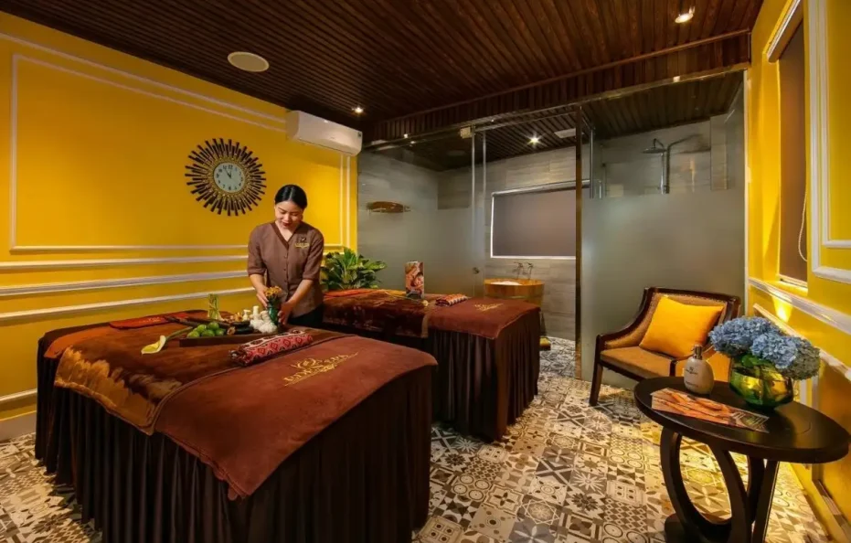 Eden Central Hotel & Spa