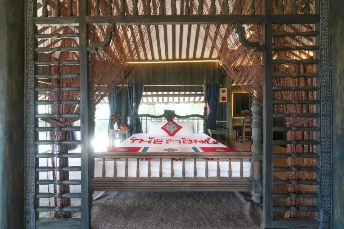 Hmong King Panorama