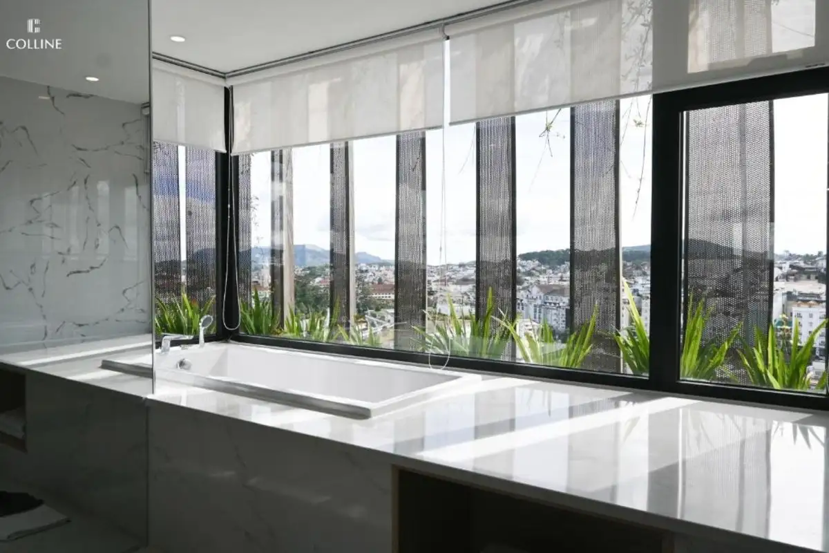 SIGNATURE SUITE