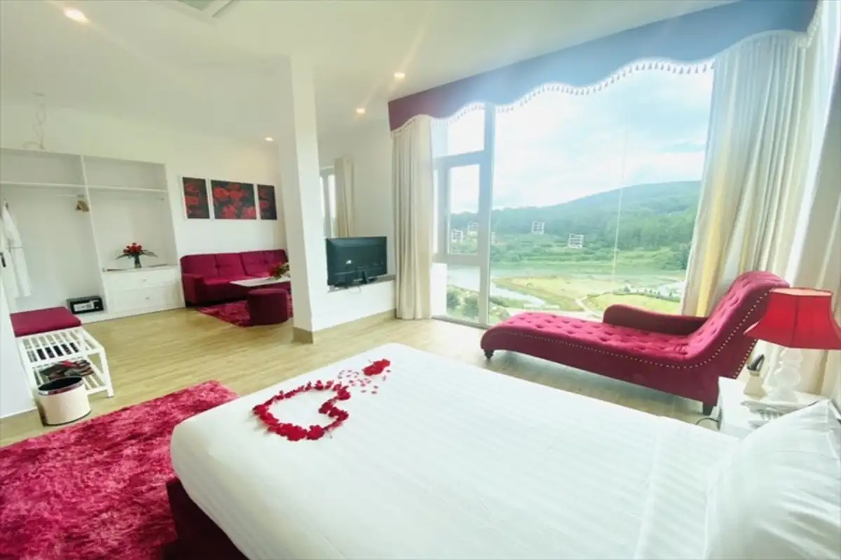 Luxury Villa 6 Bedrooms