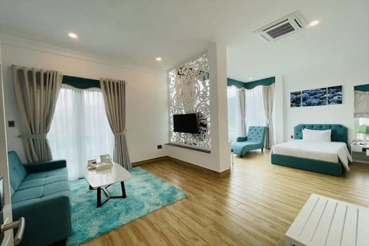 Luxury Villa 6 Bedrooms