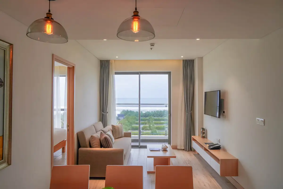 Bliss Sunlit Suite One Bedroom