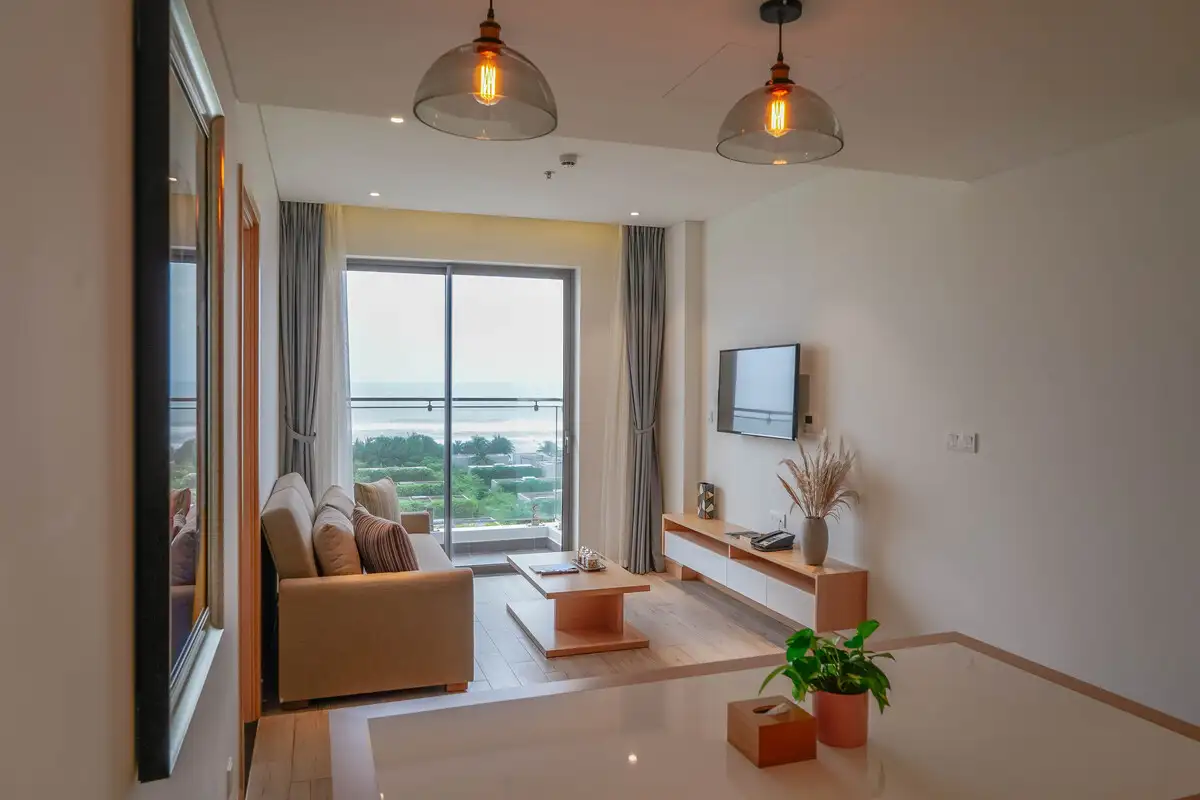 Bliss Sunlit Suite One Bedroom