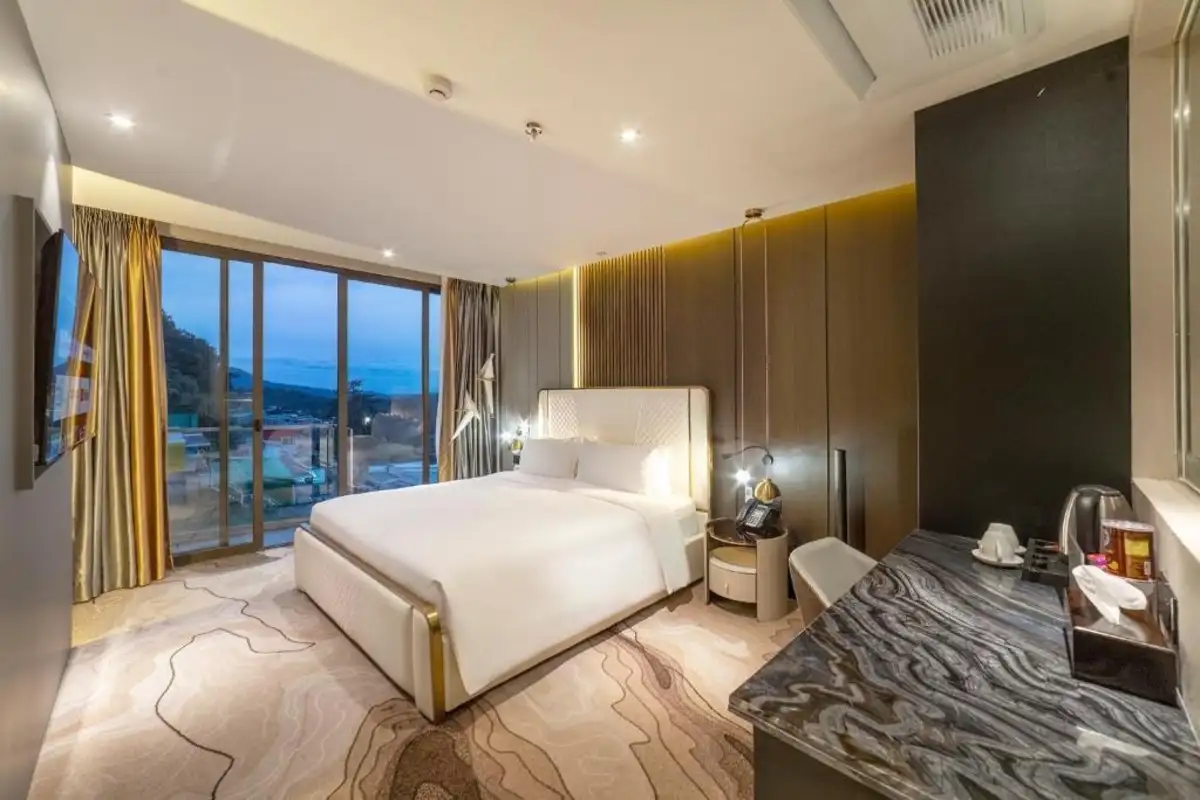 Superior Double Room With Banly