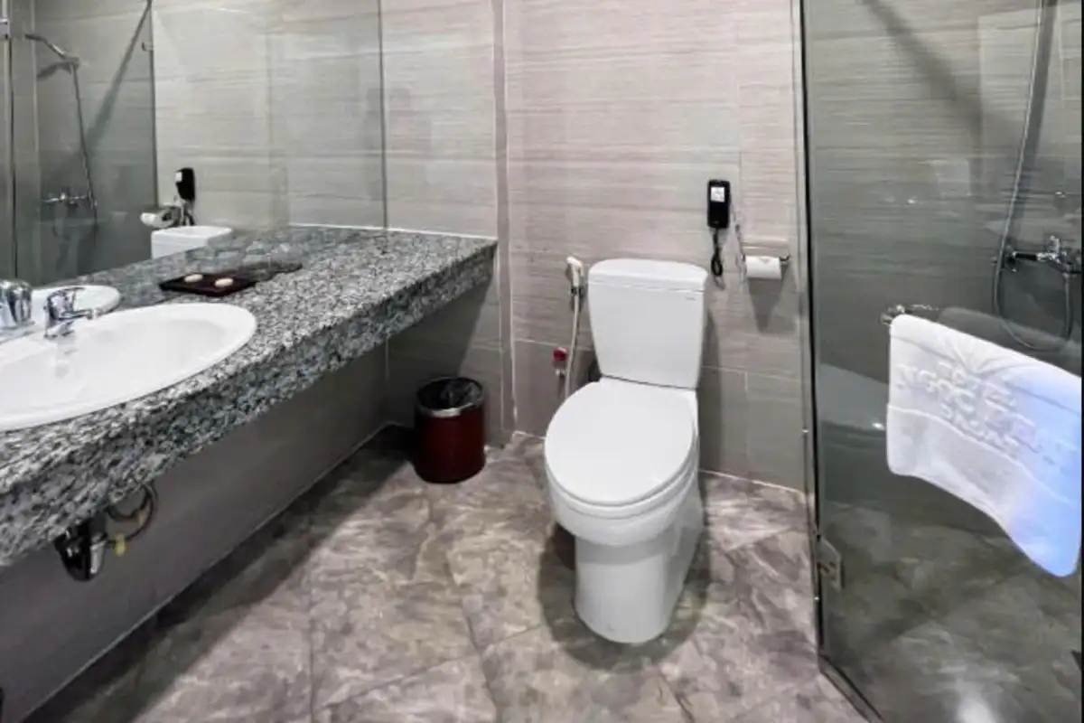 Standard Double/ Twin (cửa sổ)