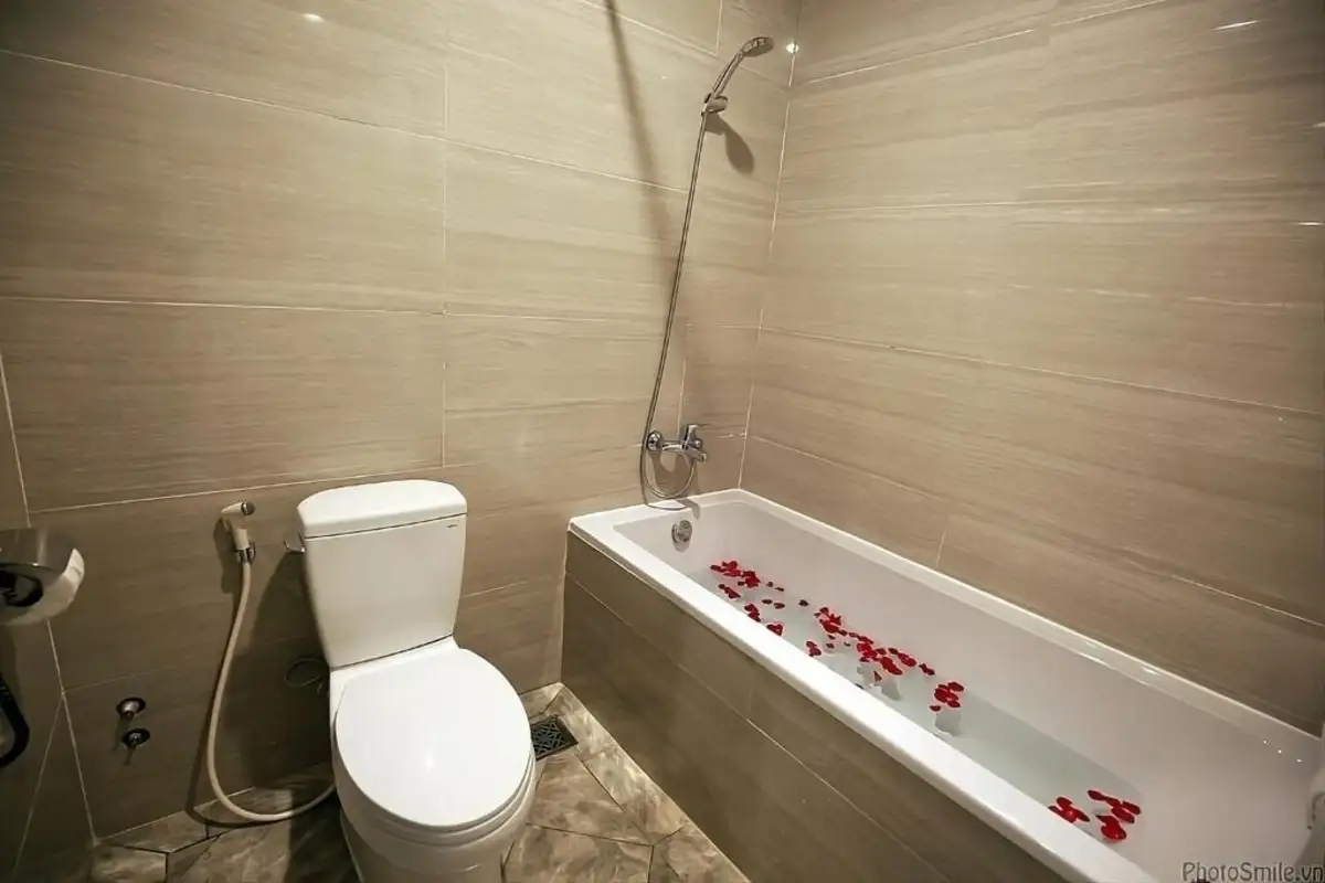 Standard Double/ Twin (cửa sổ)