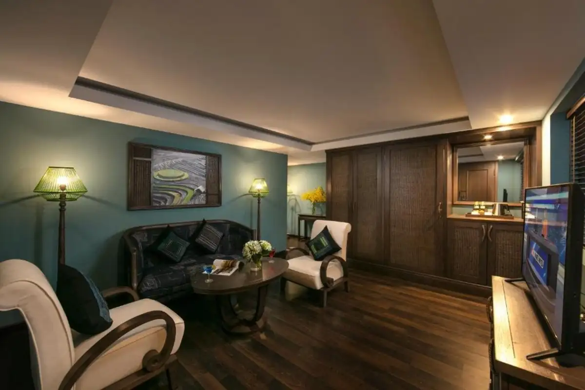 Executive Suite