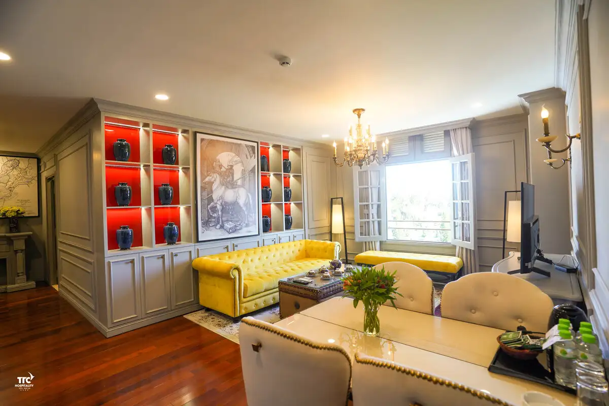 Presidential Suite