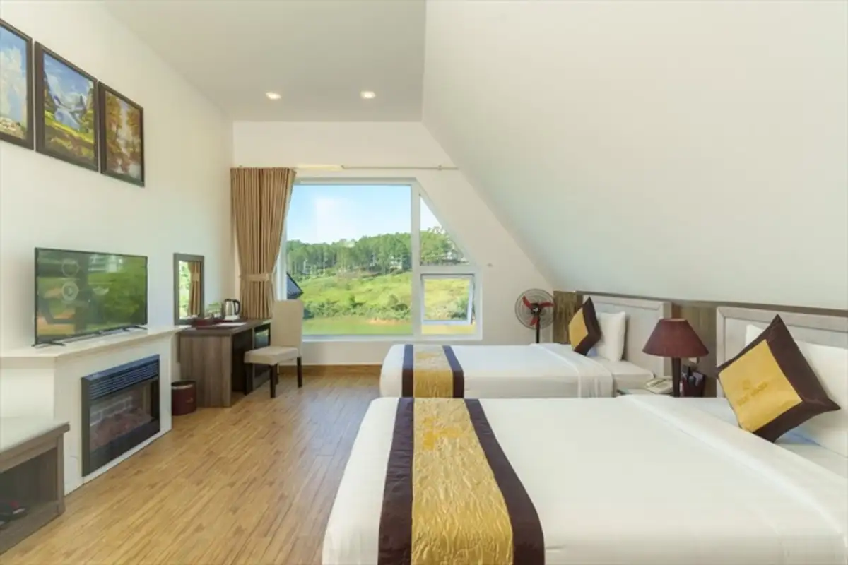 Villa 8 Bedrooms