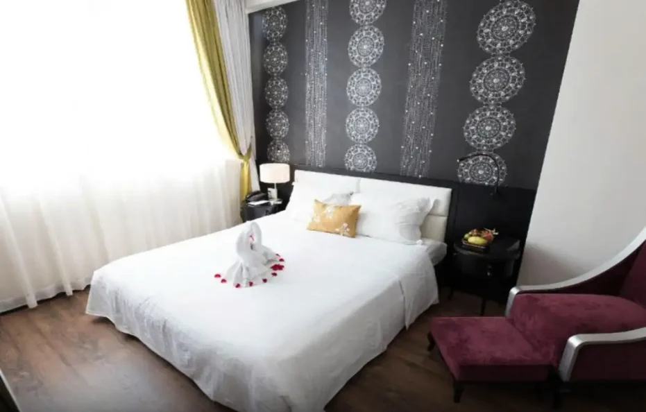 Suite room