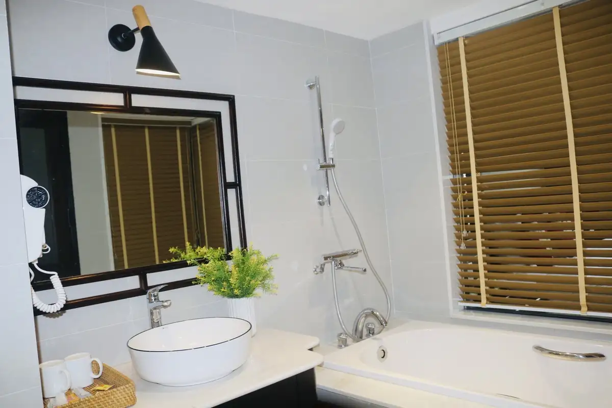 Phòng VIP-B – View đồi thông