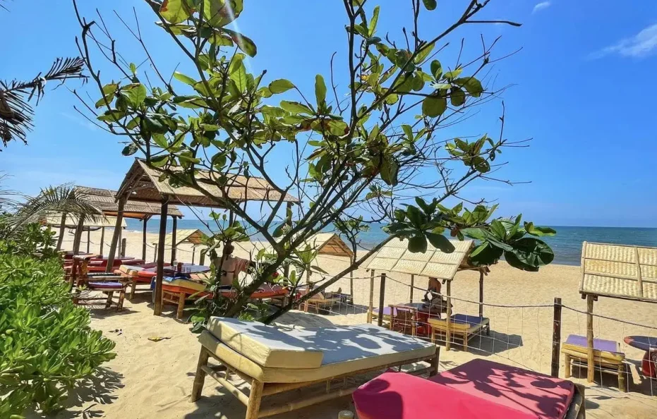 Villa Louise Beach Resort Hue