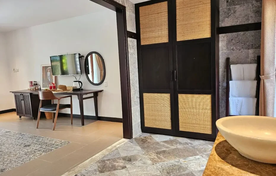 Deluxe Double Near Pool