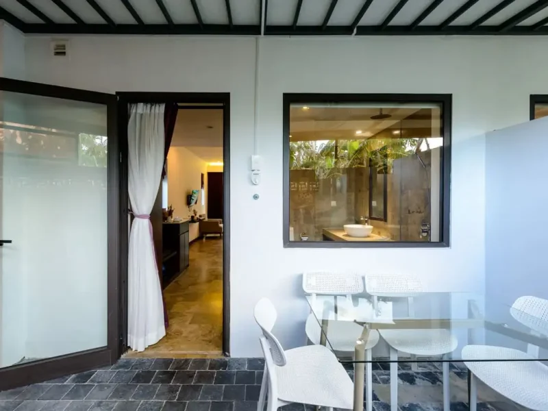Hình ảnh minh họa: Apartment With Balcony