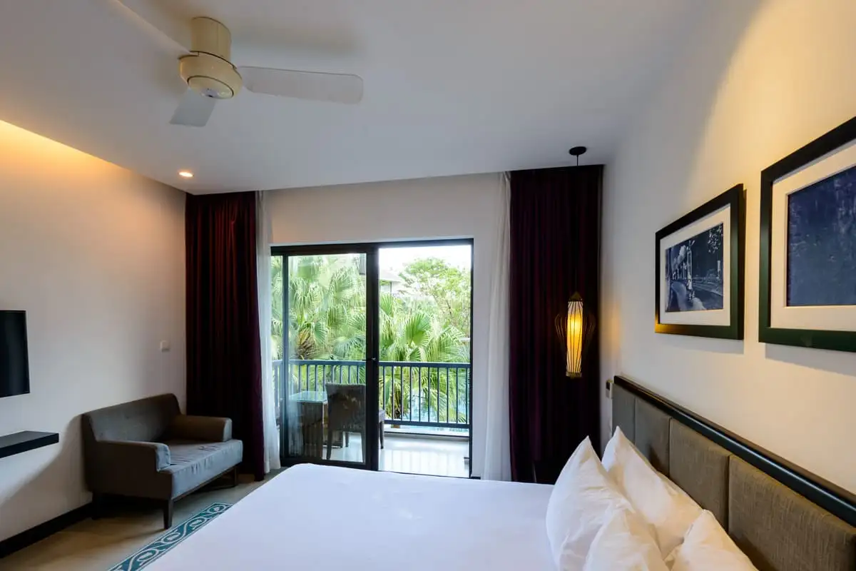 Hình ảnh minh họa: Deluxe Pool View With Balcony