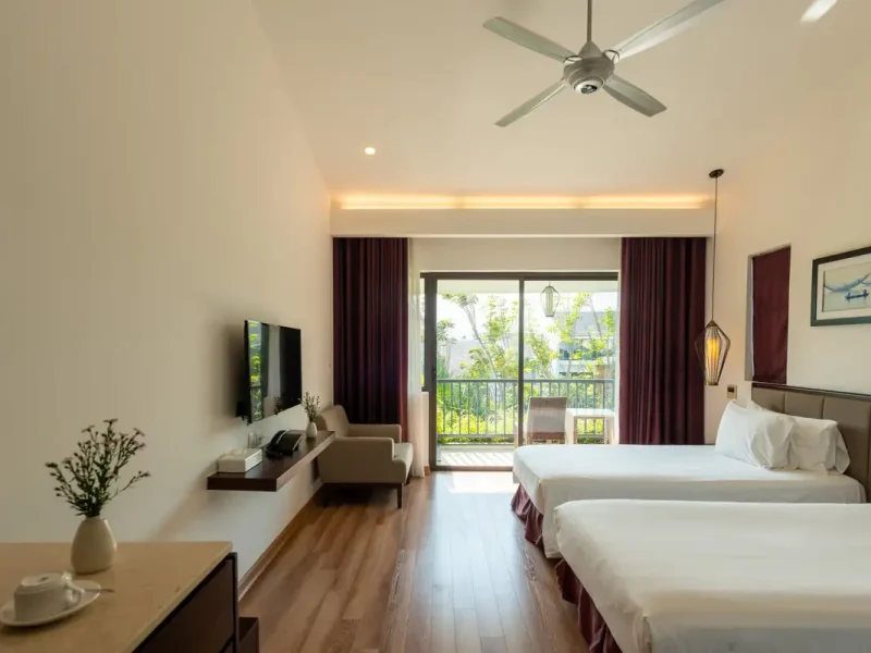 Hình ảnh minh họa: Senior Deluxe Twin With Balcony & Bathtub