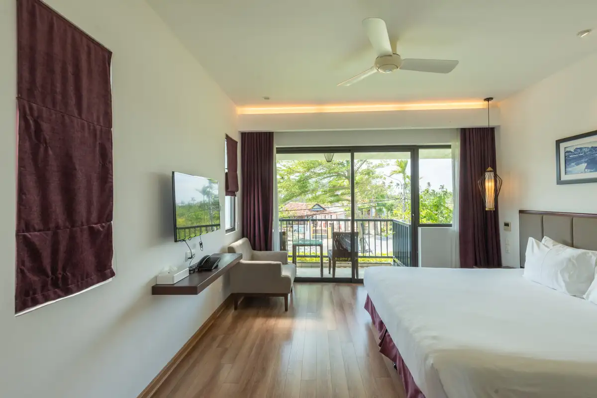 Hình ảnh minh họa: Superior City With Balcony