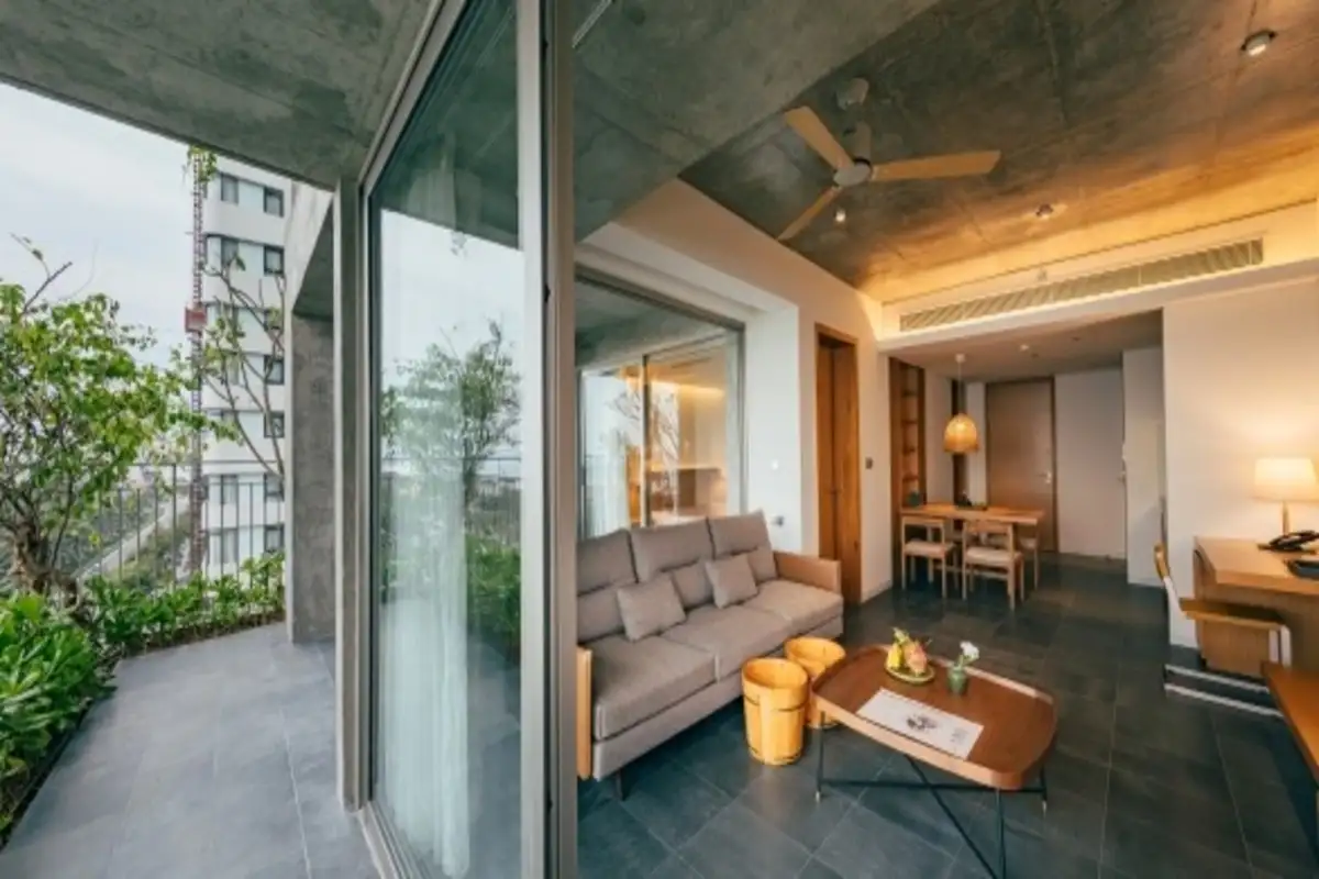 Hình ảnh minh họa: One Bedroom Luxury Ocean Front Apartment With Balcony