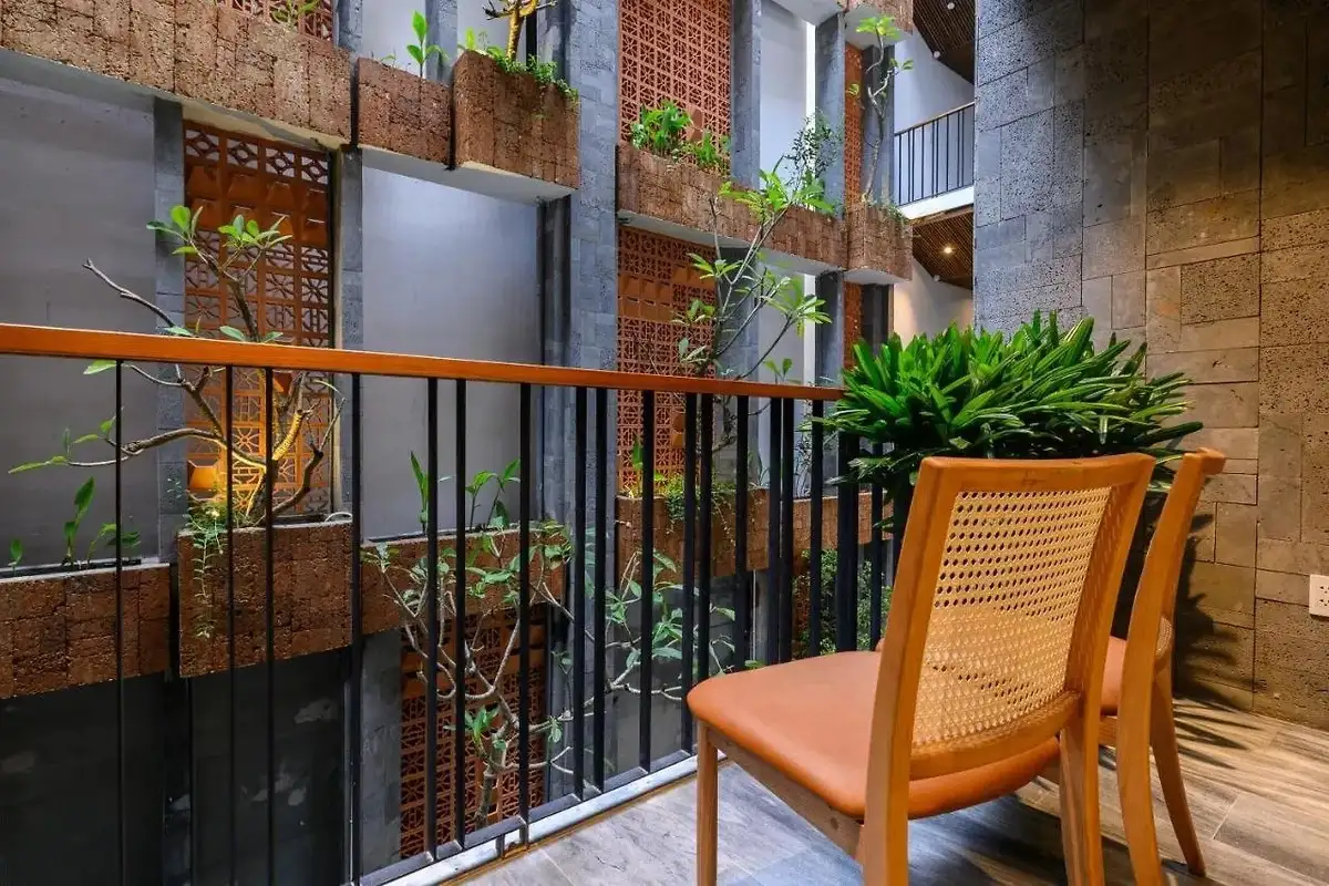 Hình ảnh minh họa: Deluxe Double Room With Balcony And Pool View