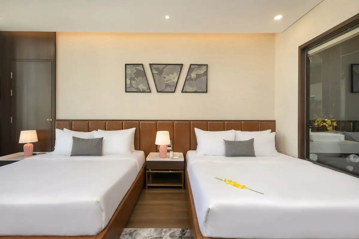 Hình ảnh minh họa: Deluxe Twin Sea View With Balcony