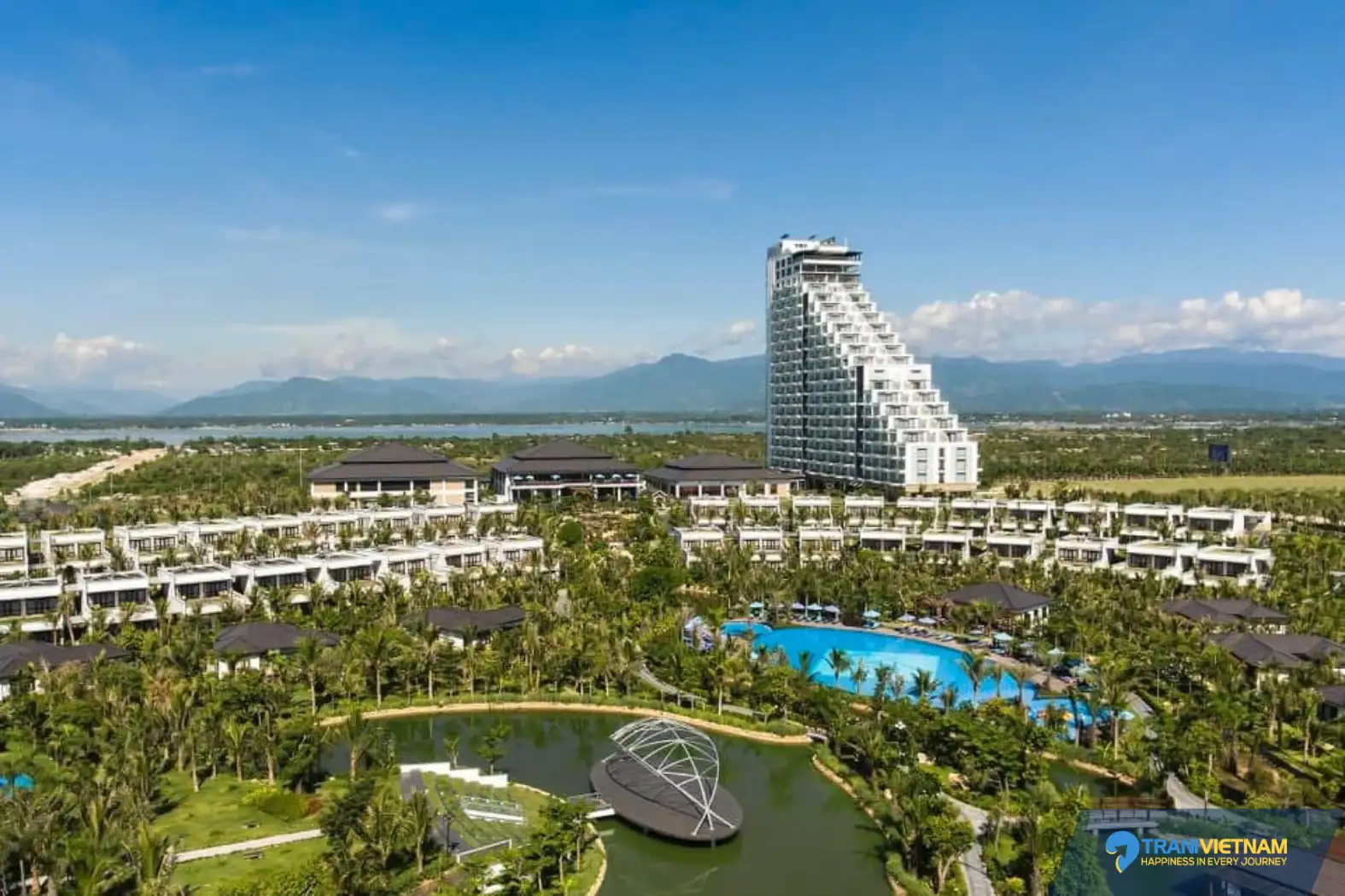 Hình ảnh minh họa: 10+ Combo Cam Ranh Hấp Dẫn Hè 2025!