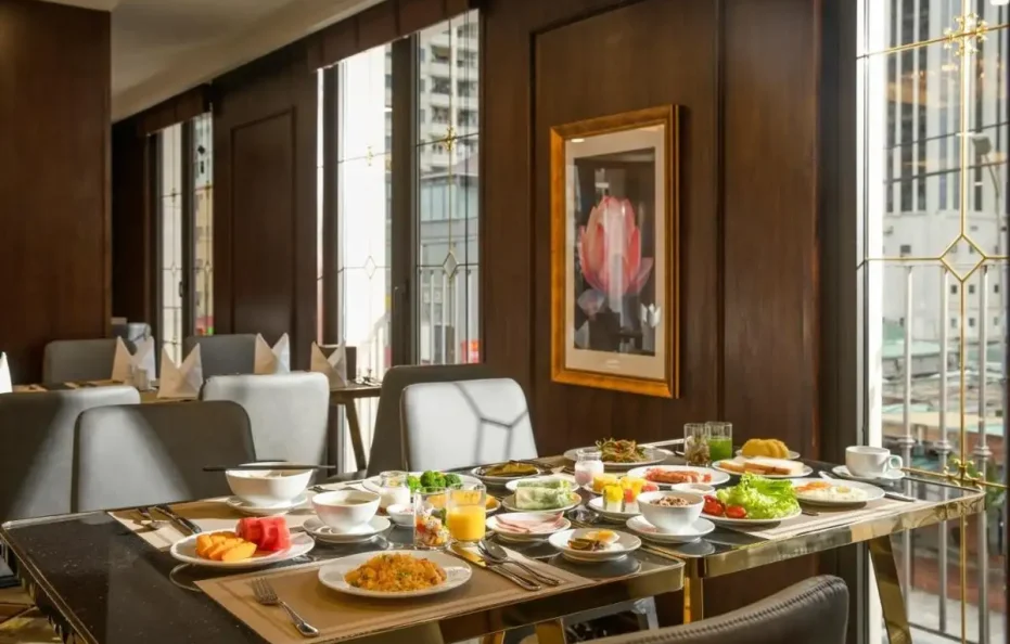 Golden Lotus Luxury Hotel Da Nang
