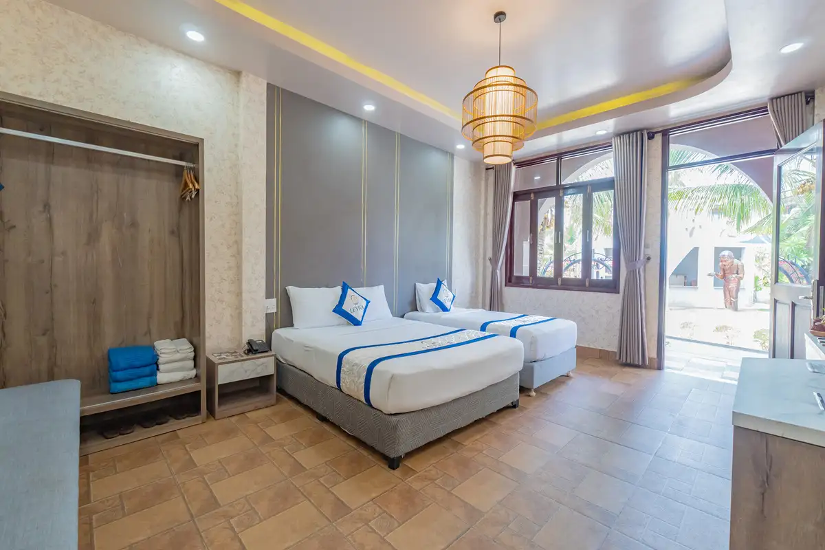 Hình ảnh minh họa: Deluxe Garden View Triple