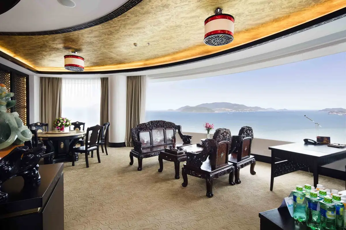 Hình ảnh minh họa: President Suite Ocean View King
