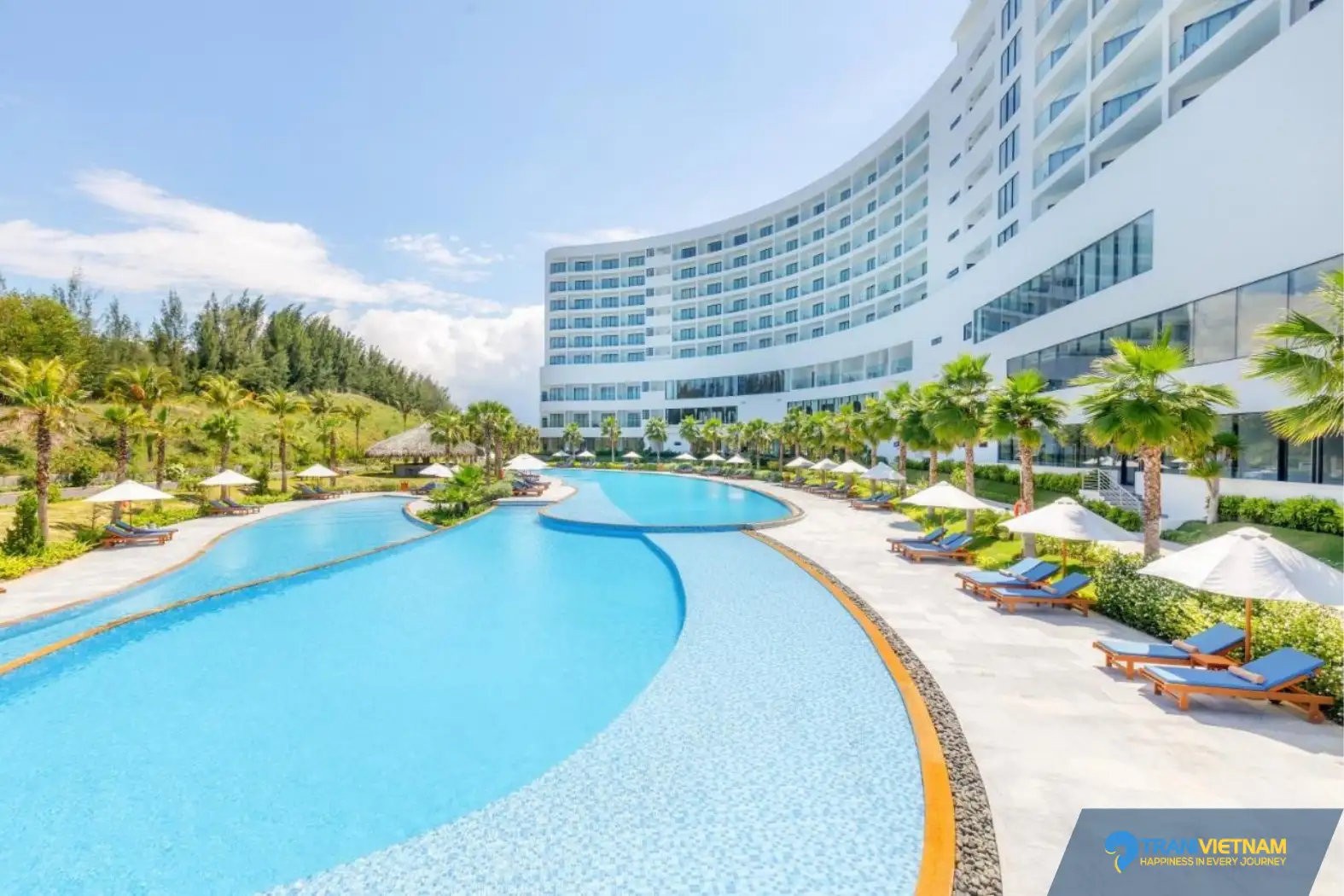 Hình ảnh minh họa: 10+ Combo Cam Ranh Hấp Dẫn Hè 2025!