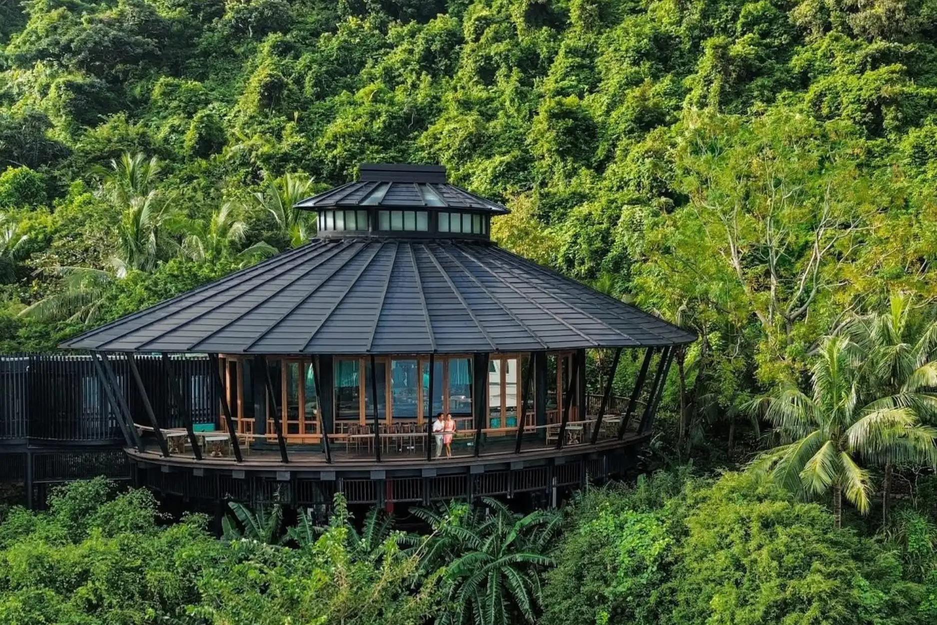 Top 10 resort đắt giá nhất Việt Nam năm 2025