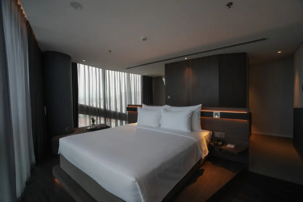 Hình ảnh minh họa: Suites Balcony City View