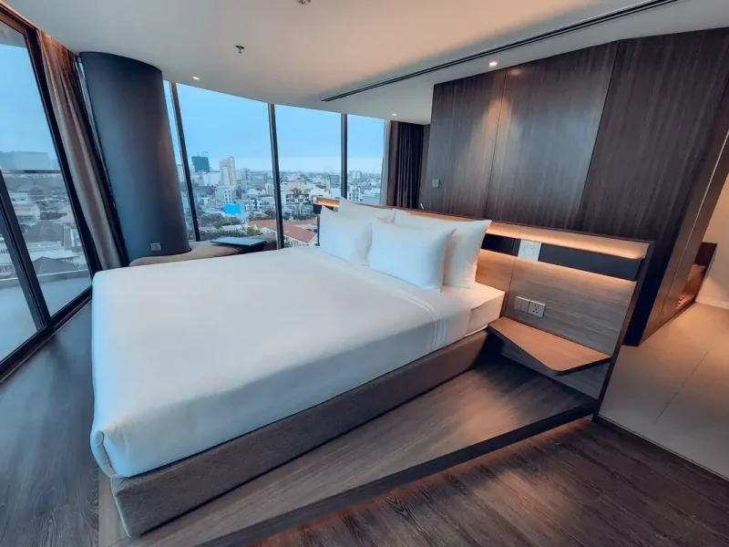 Hình ảnh minh họa: Suites Balcony City View