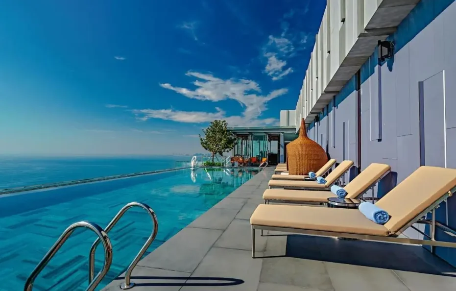 Le Sands Oceanfront Danang Hotel