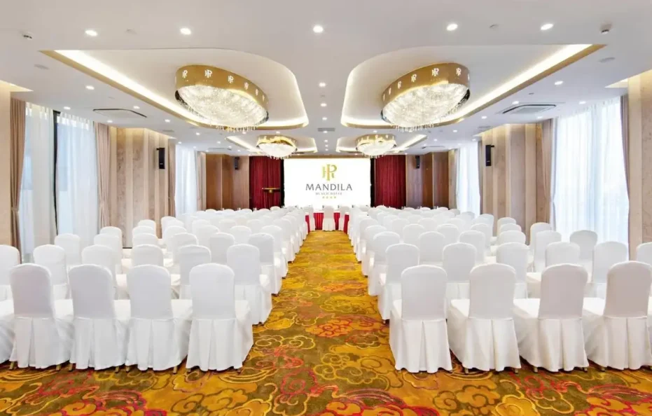 Mandila Beach Hotel