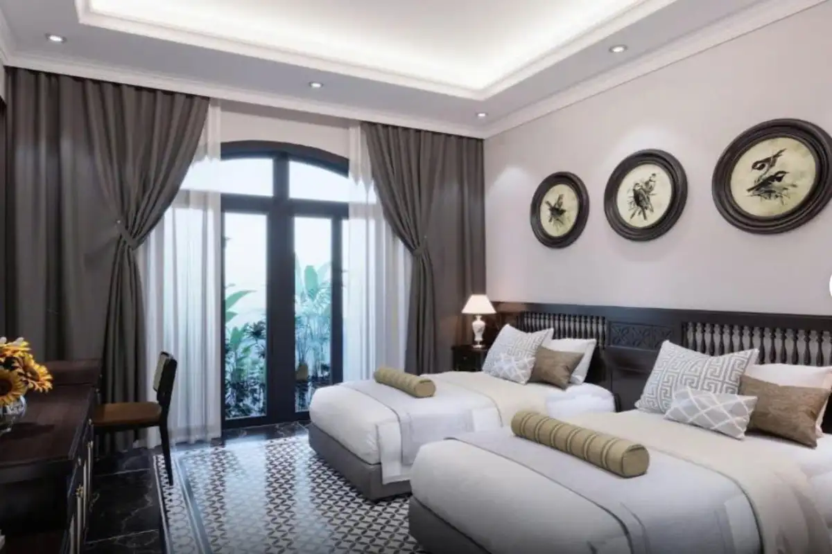 Hình ảnh minh họa: Premier Twin Double Partial/backside View With Balcony