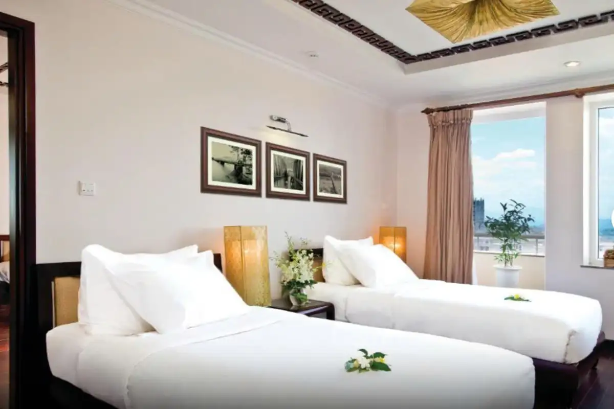 Hình ảnh minh họa: Balcony Family Connecting